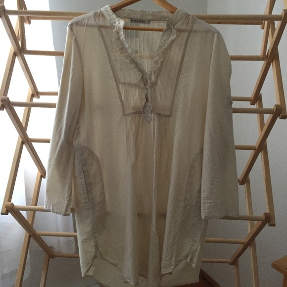 Tunic - Picture 1 of 2